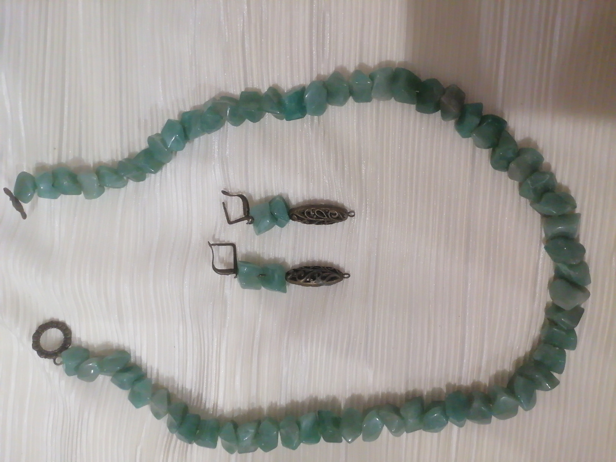 Иногда мне достаточно просто нанизать бусины на ювелирный жгут