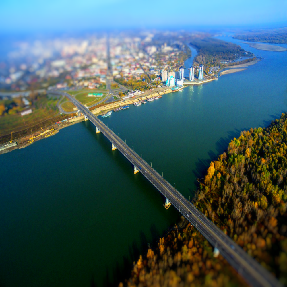 Обь — одна из крупнейших рек в мире. Димитровский мост
