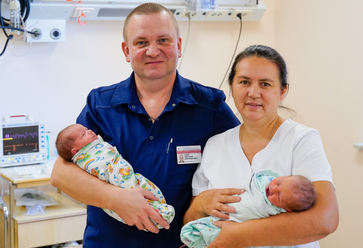    Ангел-хранитель новорожденного счастья