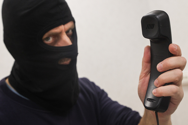    По итогам 2024 года по России на кибермошенничества пришлось 40% от всех зарегистрированных преступлений — то есть почти каждое второе преступление в России.   
Фото: «БИЗНЕС Online»