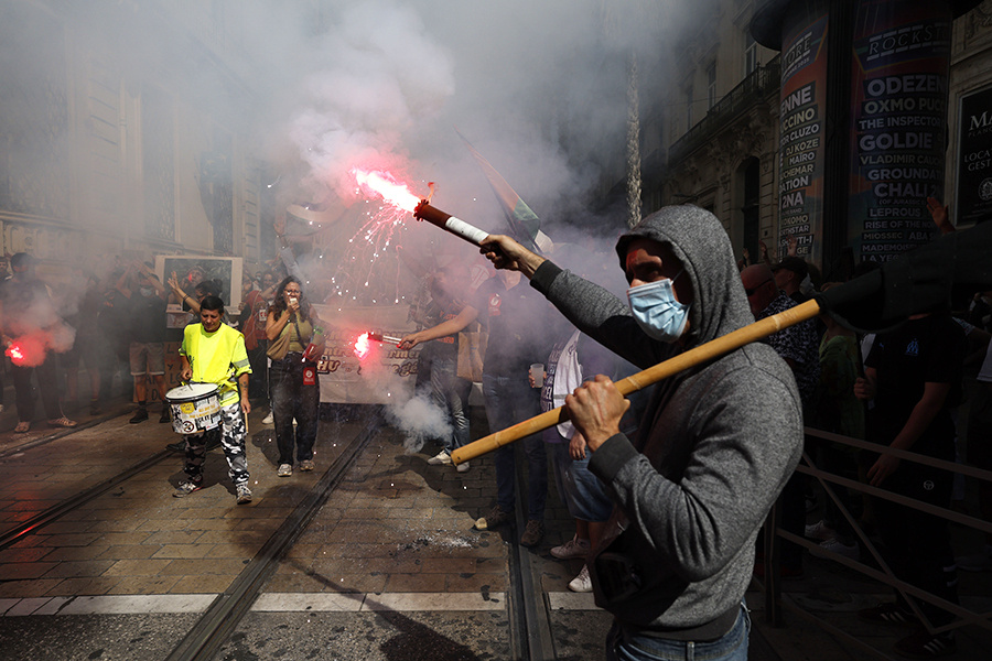    © GUILLAUME HORCAJUELO/ТАСС