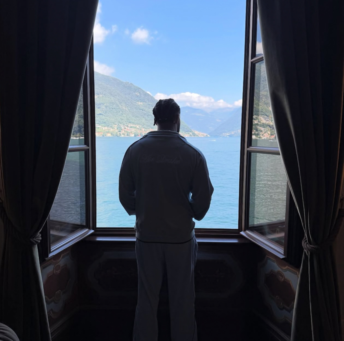     Рэпер Дрейк. Фото: Instagram (Запрещён в РФ) @champagnepapi