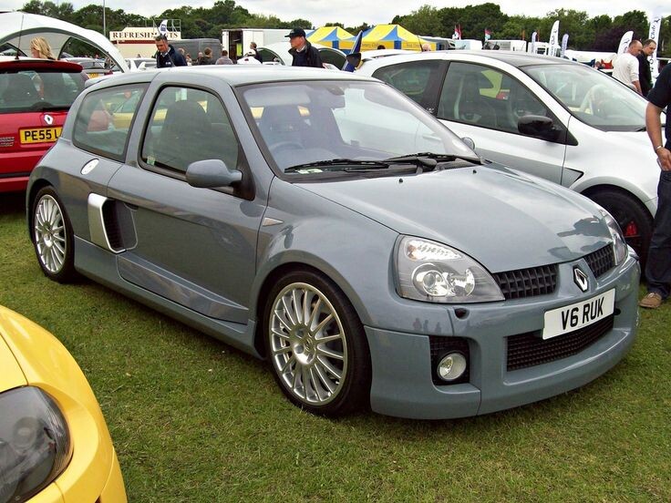 Болид формулы 1