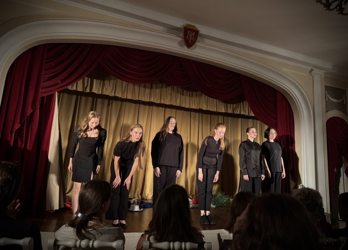 «Выход в свет» // Фото: Илона Сташевская