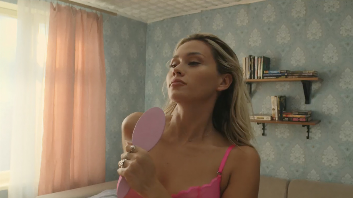 Кадр из сериала "Москва слезам не верит. Всё только начинается"