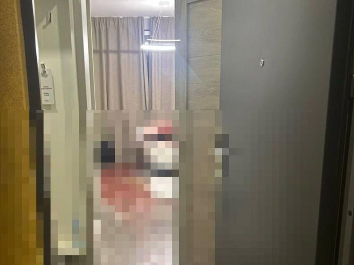    На месте убийства пятнадцатилетней девушки в петербургском апарт-отеле© Фото : Питерский Следком/Telegram