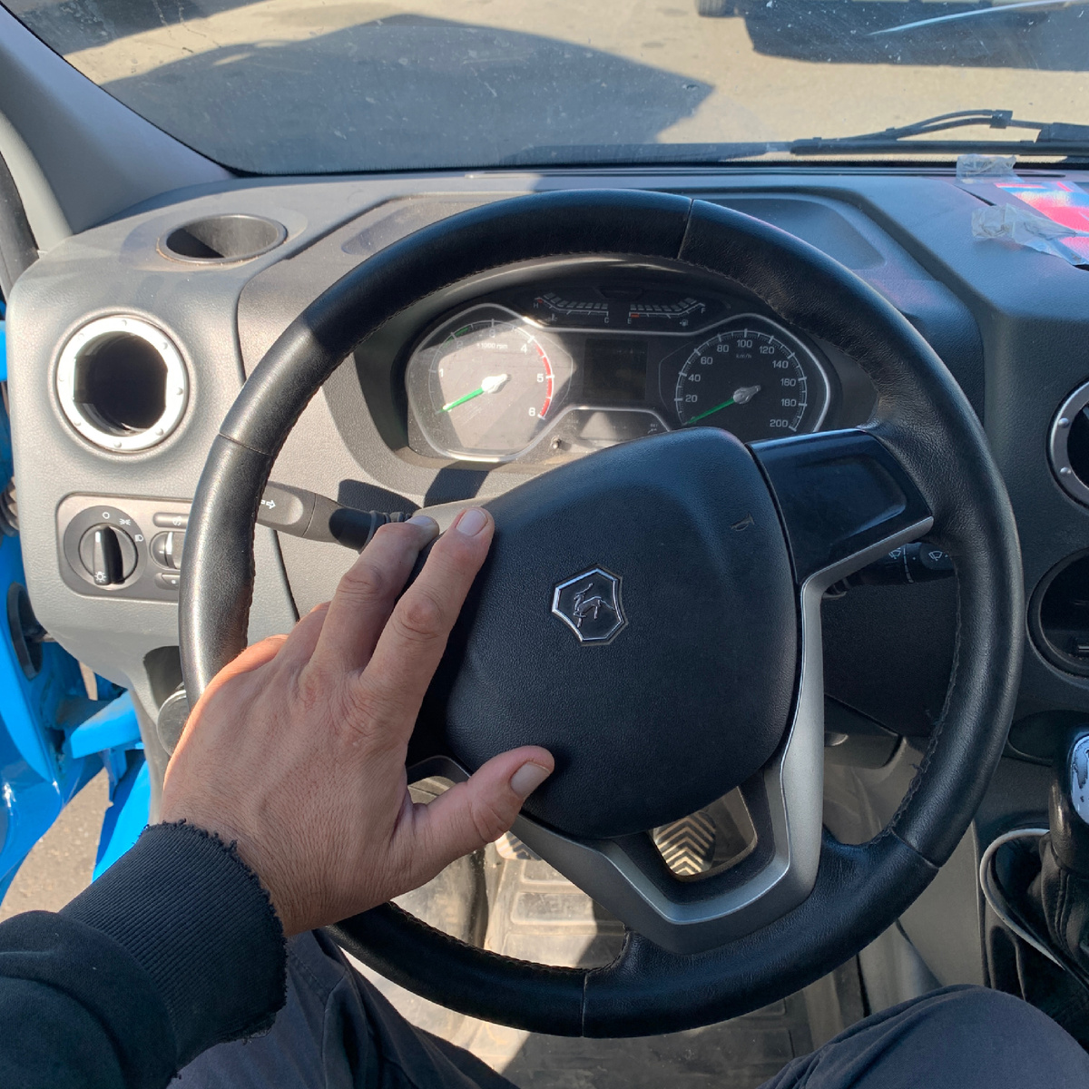 Баранка крутится лавешка мутится