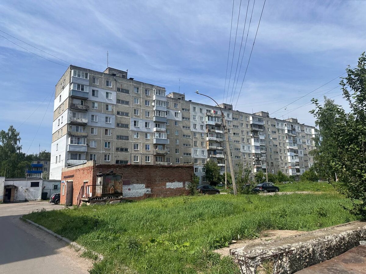 Типичный МКД на правом берегу Волги. Фото от автора