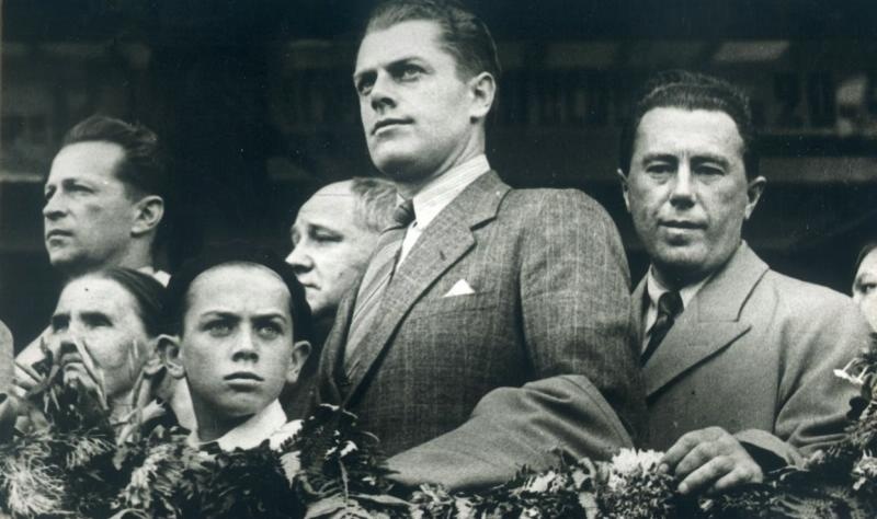 Фото с той же встречи, автор Иван Шагин