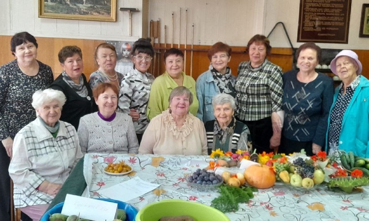    Конкурс «Золотая осень» для ветеранов – прекрасная возможность обменяться опытом в выращивании урожая