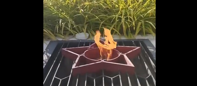    Вечный огонь зажгут жители поселка Карелии на своей Аллее славыколлаж "Фактор"