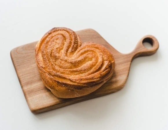 Стрит-фуд XIX века: история московской плюшки и рецепт легендарной сдобы