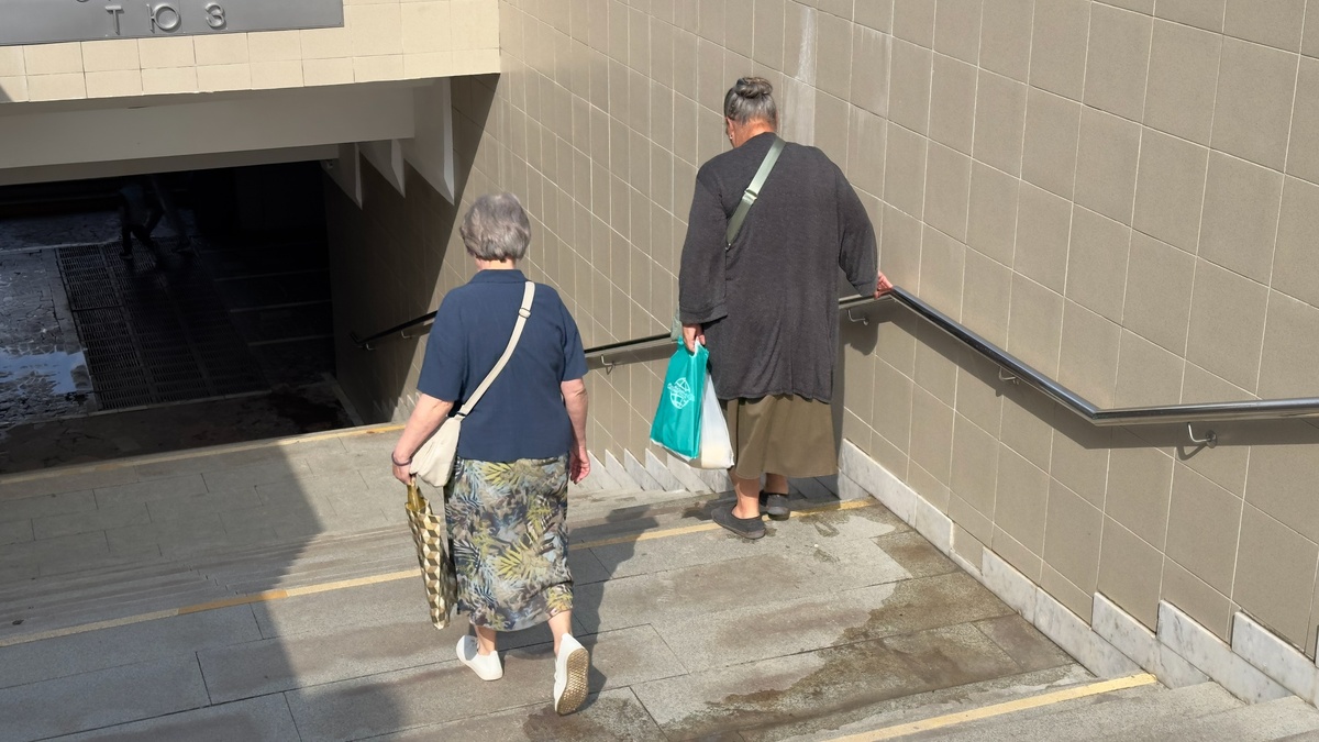    Названы страны, где можно жить припеваючи на российскую пенсию