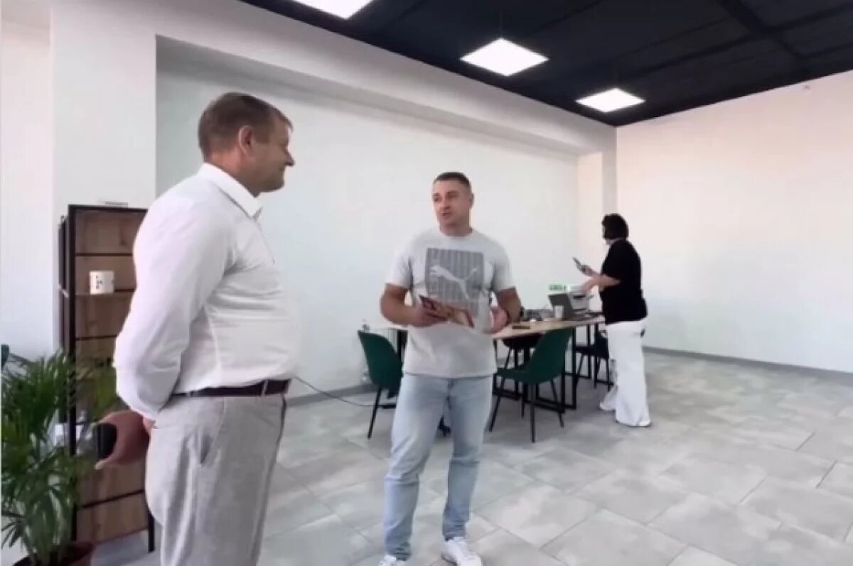    Владелец «Тайгана» Зубков встретился со спасшим его туристом-ростовчанином