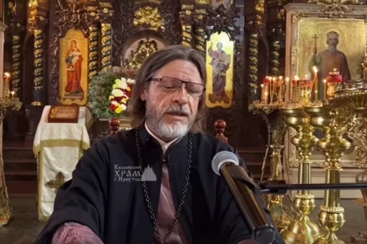    Священник Сергий Кульпинов возмутился вопросу одного из прихожан.