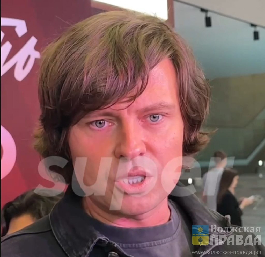 Скриншот из видео, опубликованного в ТГК "Super"📷    17 лет в народной песне: волгоградский шоу-мен Прохор Шаляпин похвалился будущей пенсией
