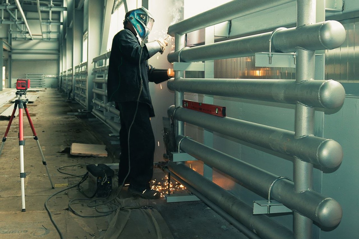   Кировский завод «Маяк»