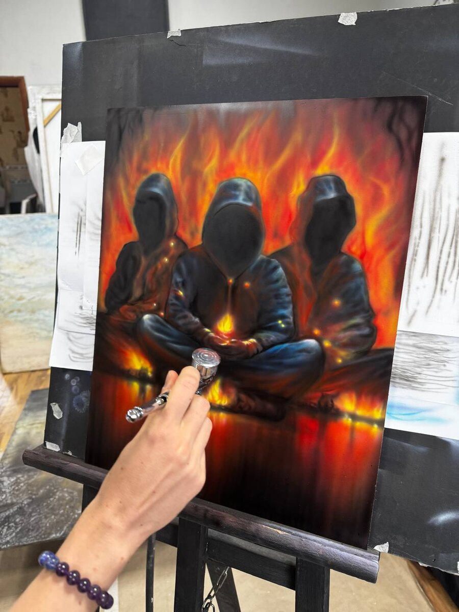 Огонь аэрографом