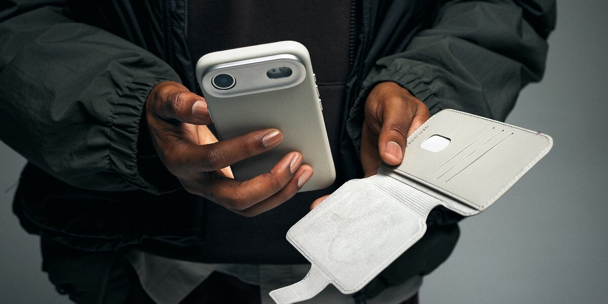 "Два модуля. Одна система." Decoded