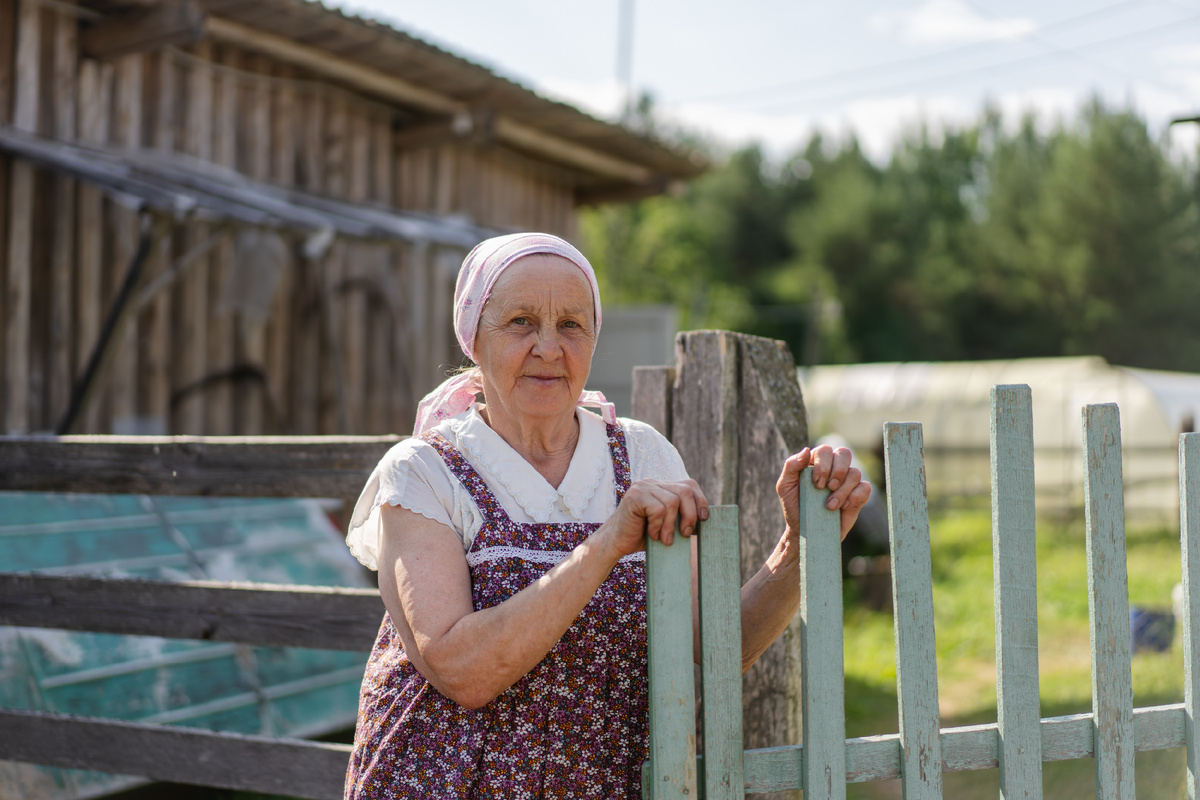 Бабушка встреченная мною в Архангельской области. Фото автора