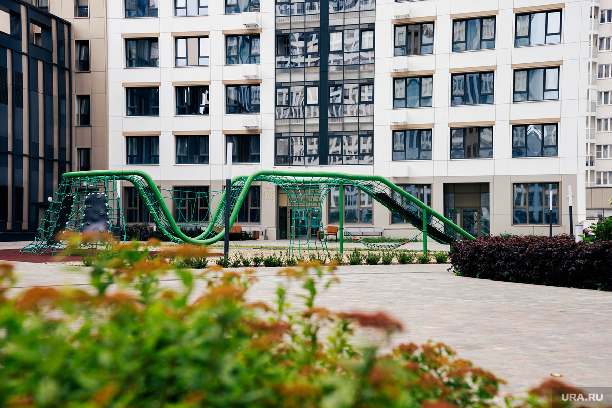 На решение родить ребенка влияет не только здоровье папы и мамы, но и развитие инфраструктуры. Фото: Анастасия Соргина © URA.RU