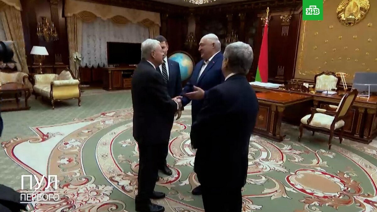    Лукашенко встретился со спецпосланником Трампа по Украине