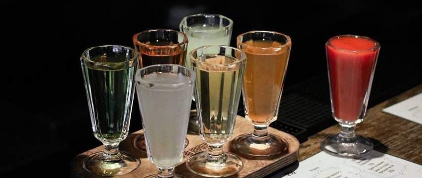 В современных рюмочных популярны разные виды настоек