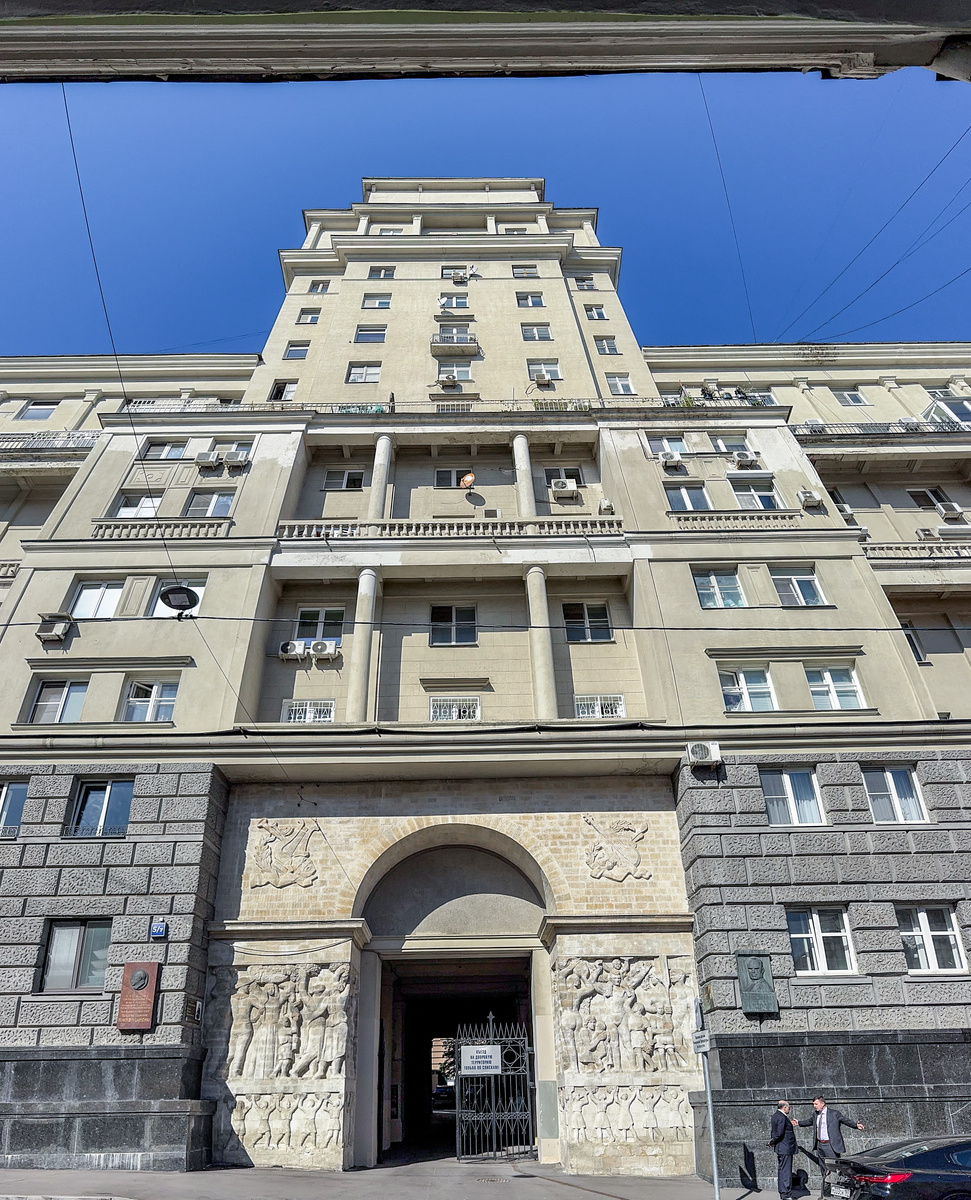 Глинищевский переулок, 5/7 - в этом доме Немирович-Данченко провел последние 5 лет жизни. Фото автора