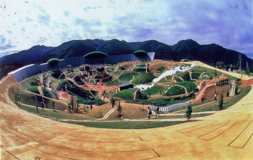 Парк "Мир Канады" настолько мал, что даже фотографий на сайте города нет)