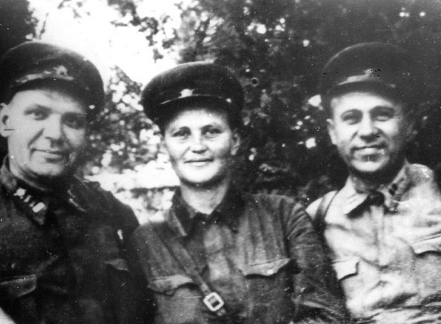 Она добивала фашистов прикладом: великий подвиг медсестры, что гремел на весь фронт