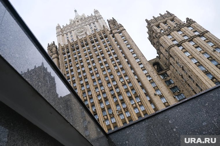    Замглавы МИД РФ добавил, что обе страны регулярно присоединяются к совместным документам