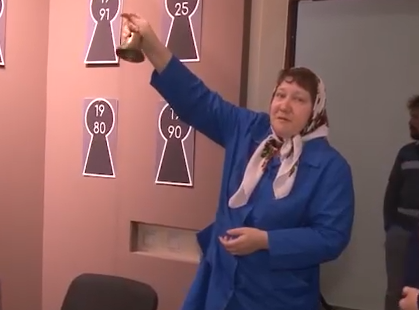     В енисейском музее открылась необычная выставка «Тайны школьных коридоров»