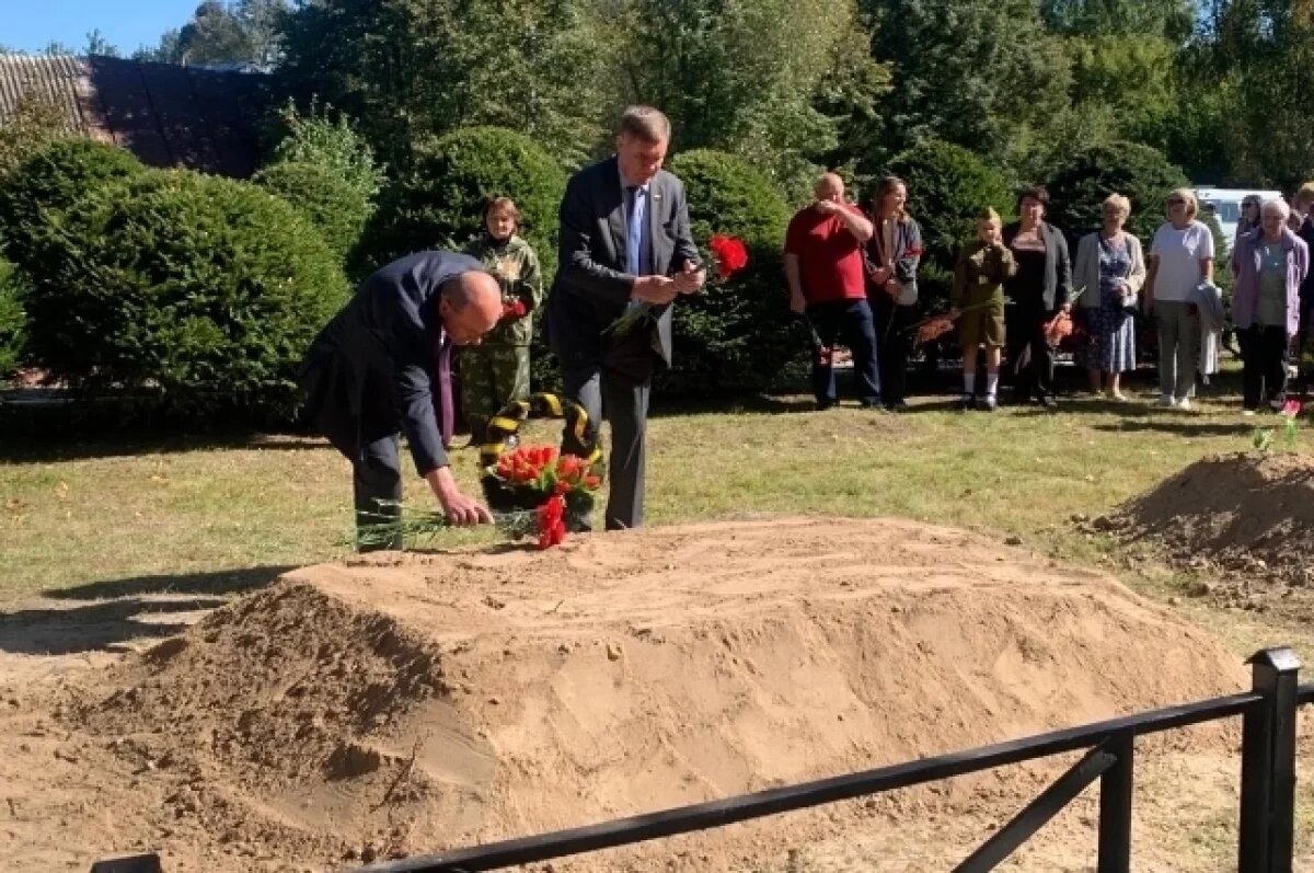    В Калужской области перезахоронили найденные останки красноармейцев
