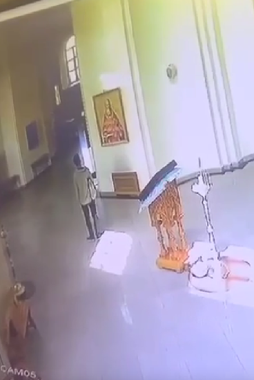 Скриншот из видео 