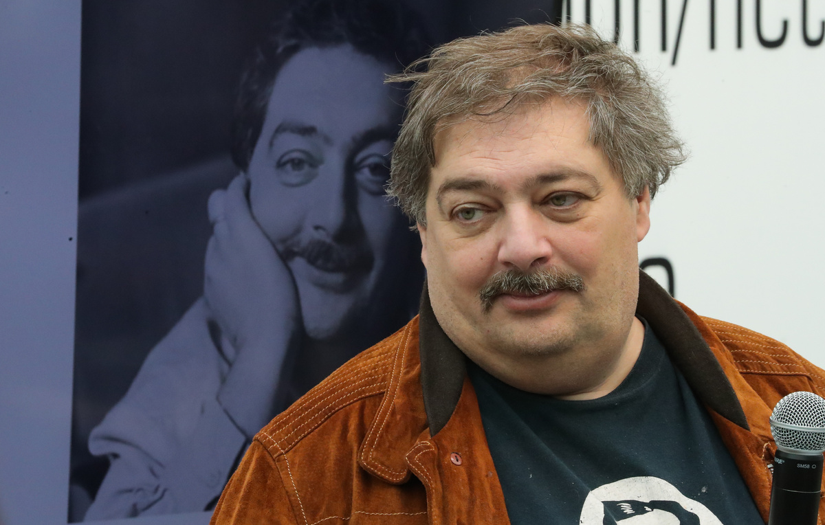    Дмитрий Быков  Сергей Карпухин/ТАСС