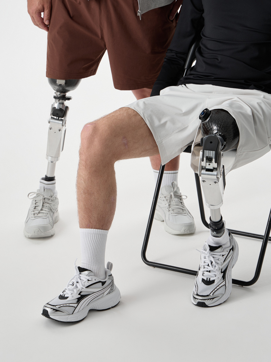 Полицентический коленный модуль MOTIV.