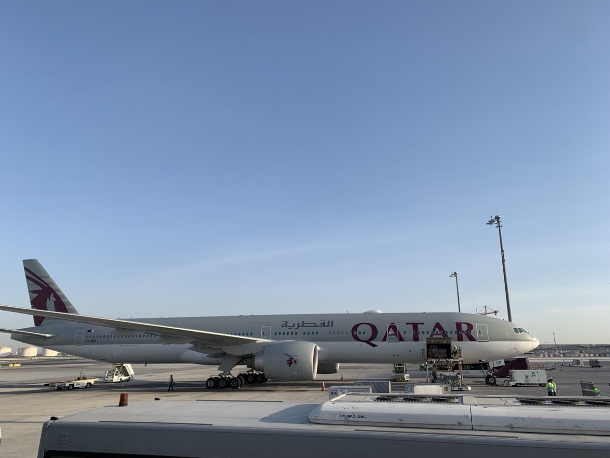 Самолет авиалиний Qatar Airlines