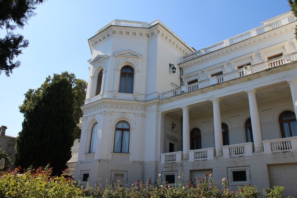    Ливадийский дворец Галина КОВАЛЕНКО