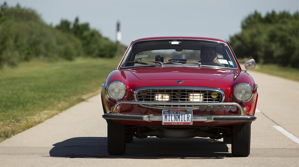    Вы не поверите, сколько километров проехал этот Volvo P1800