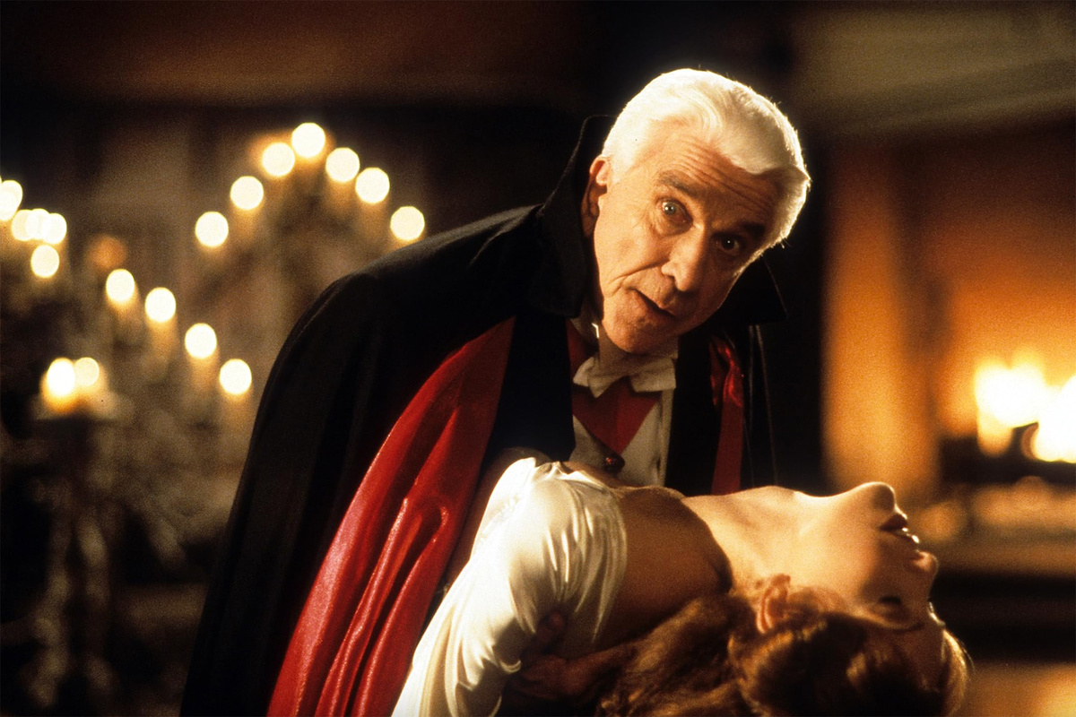    Кадр из фильма «Дракула мёртвый и довольный»