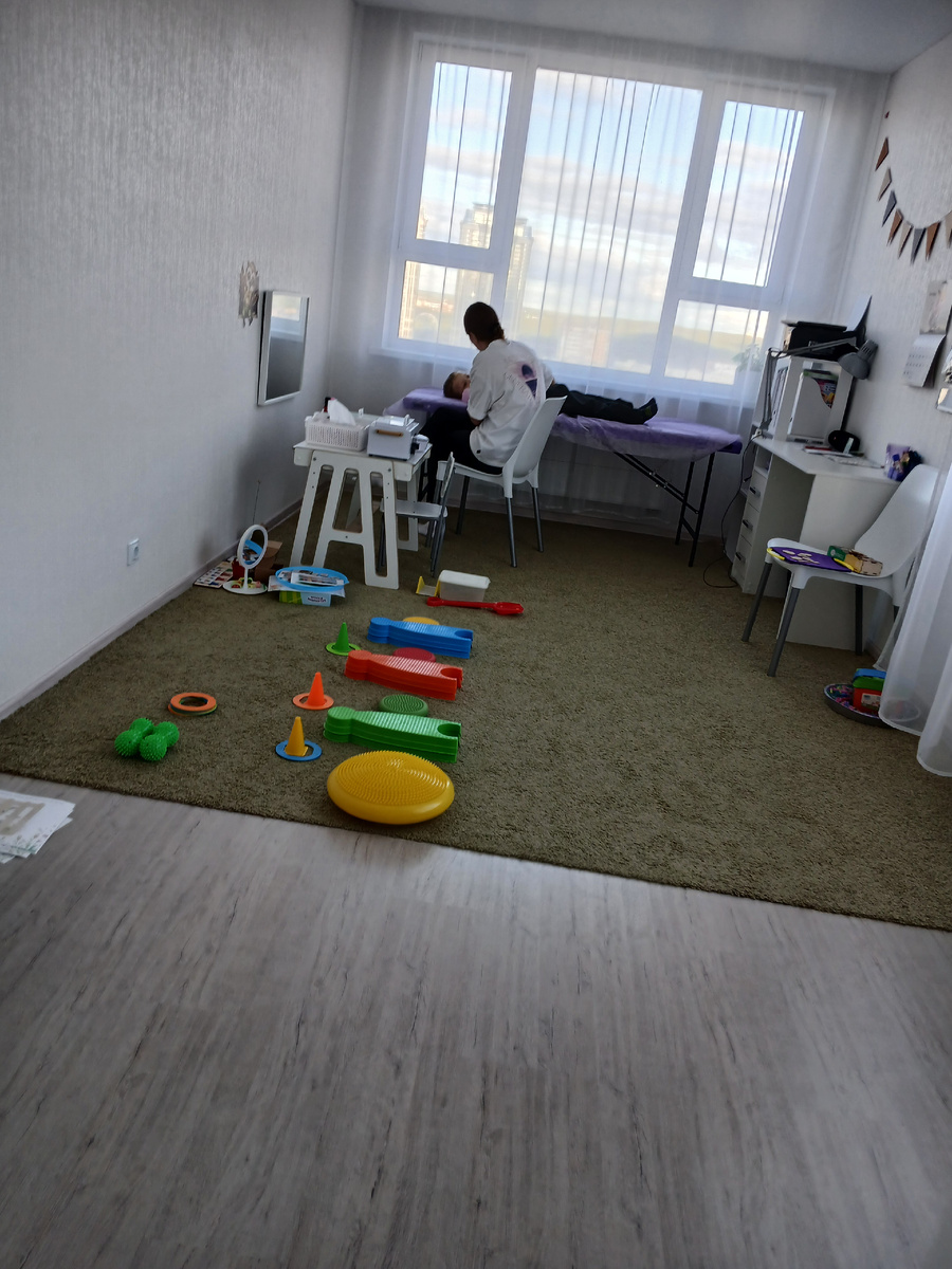 Логомассаж