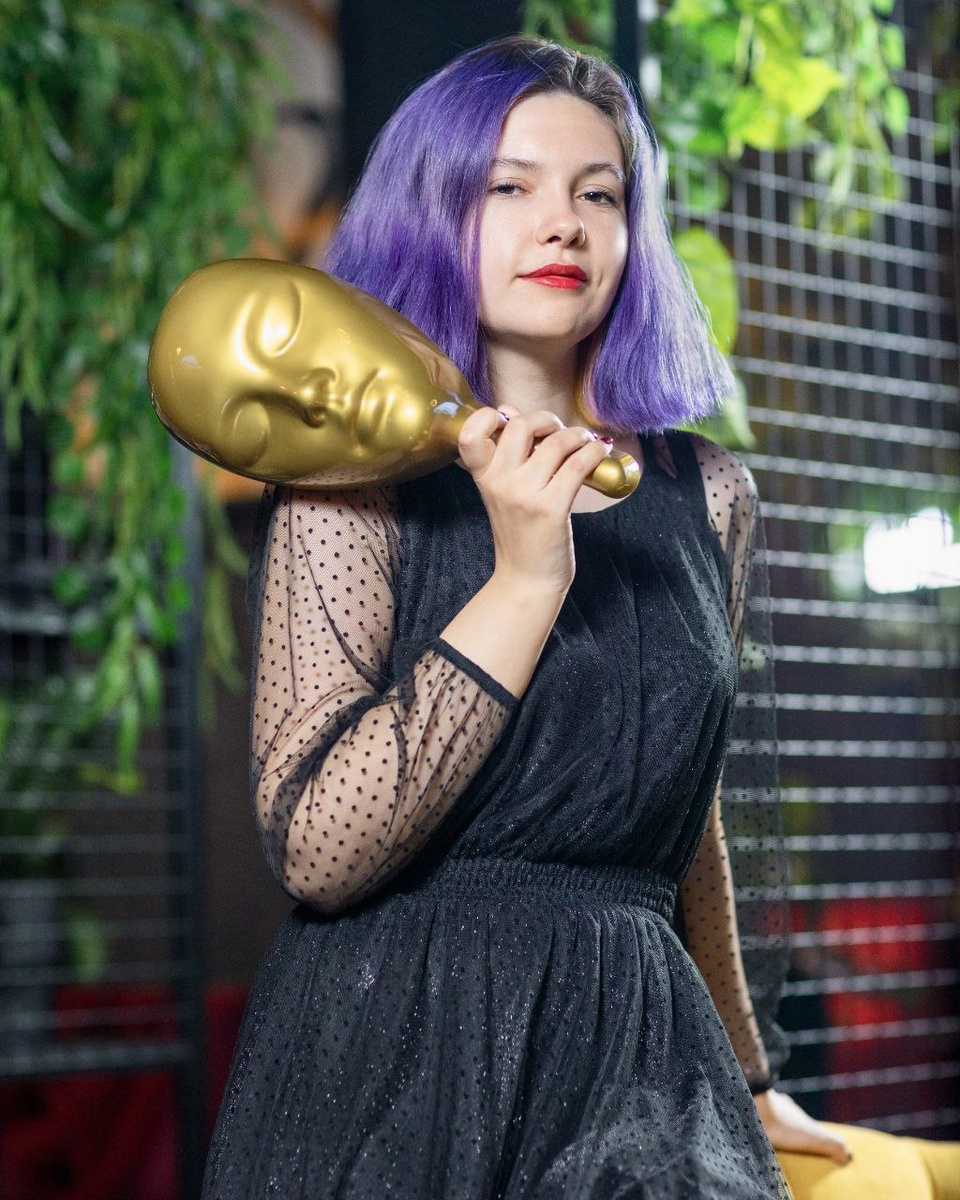 Меня зовут Анна Шлыкова и я занимаюсь проведением Мафии в Санкт-Петербурге уже больше 12 лет. 