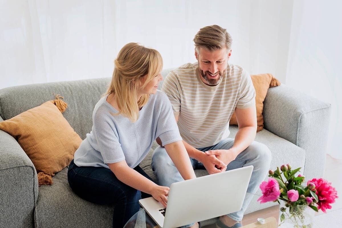 По невнимательности можно оплатить налог дважды. Источник: Gyorgy Barna / Shutterstock / FOTODOM📷
