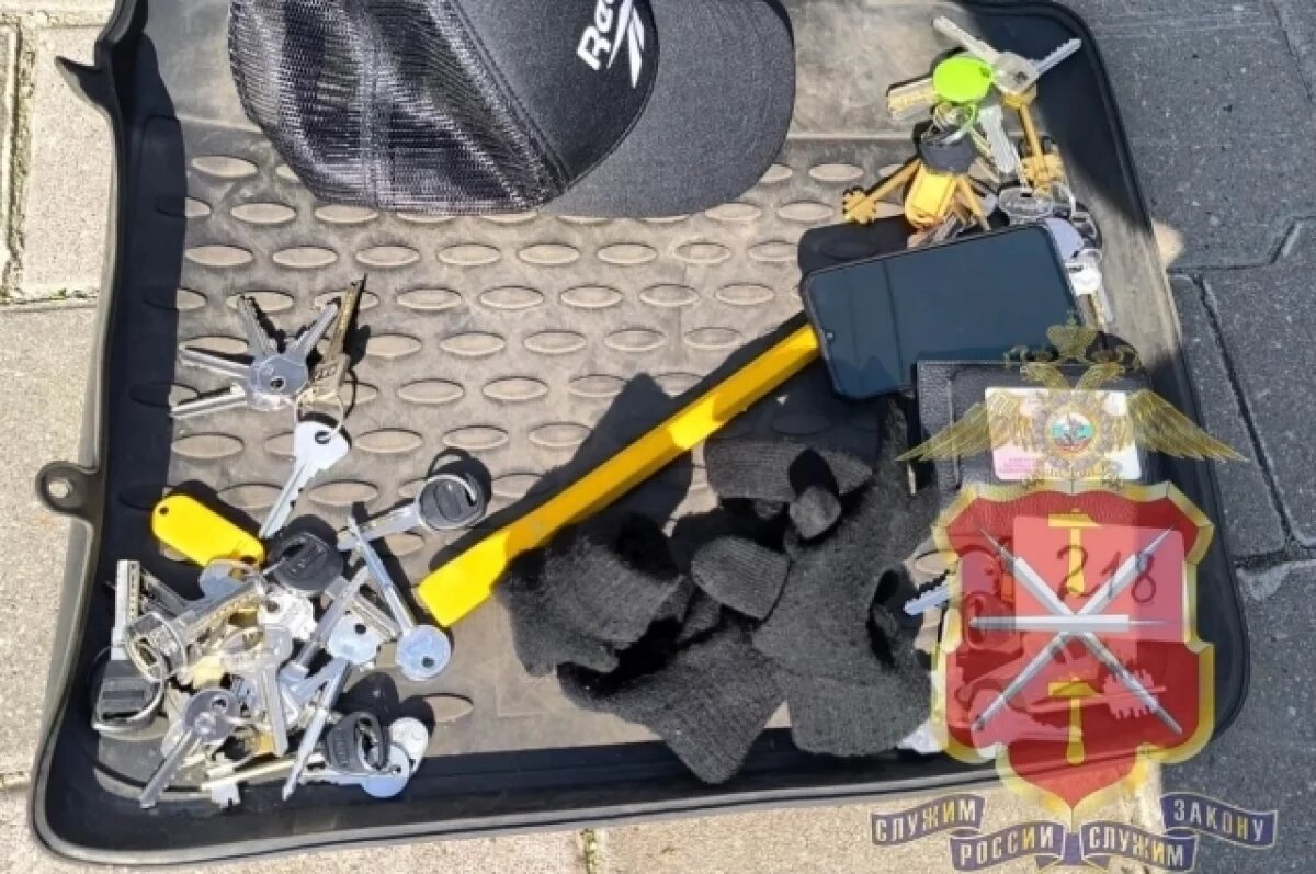    В одном из офисов Тулы обокрали сейф