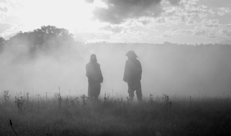 Кадр из фильма «Поле в Англии» (2013)