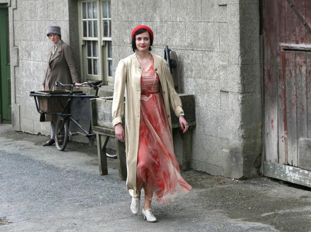 Кадр из фильма «Трещины» (2009)