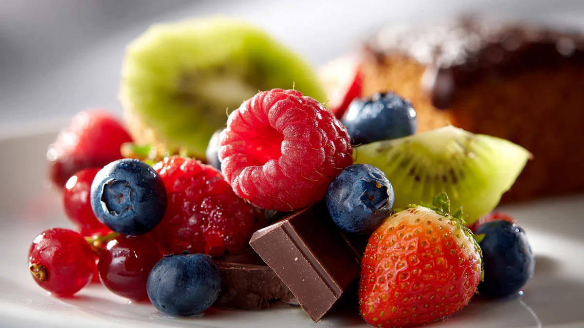 Почему нас так тянет на сладкое?