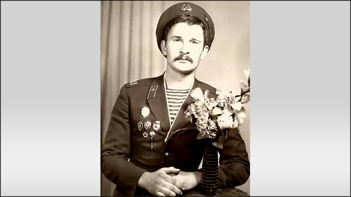    Фёдор Добронравов во время службы в армии. Фото: kulturologia.ru