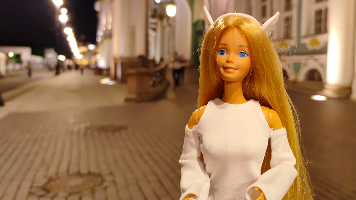 Фотосессия кукол, фотосессия барби Twirly Curls