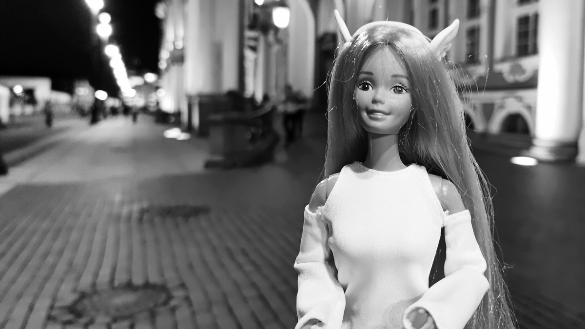 Фотосессия кукол, фотосессия барби Twirly Curls